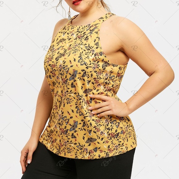 Plus Size Top - Picture 2 of 3